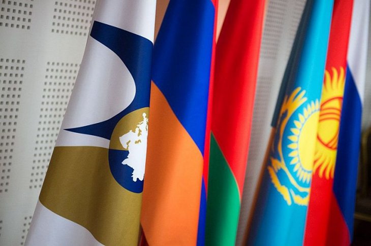 Узбекистан может получить статус наблюдателя в ЕАЭС уже в конце года 
