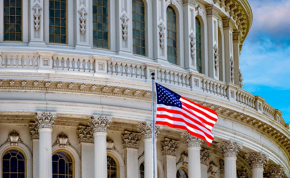 Сенаторы США призвали Белый дом оказать давление на Узбекистан из-за ситуации с правами человека. Они призывают Ташкент провести радикальные реформы