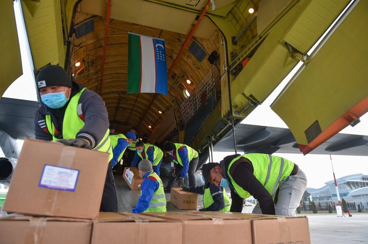 Узбекистан отправил гуманитарный груз в Кыргызстан 